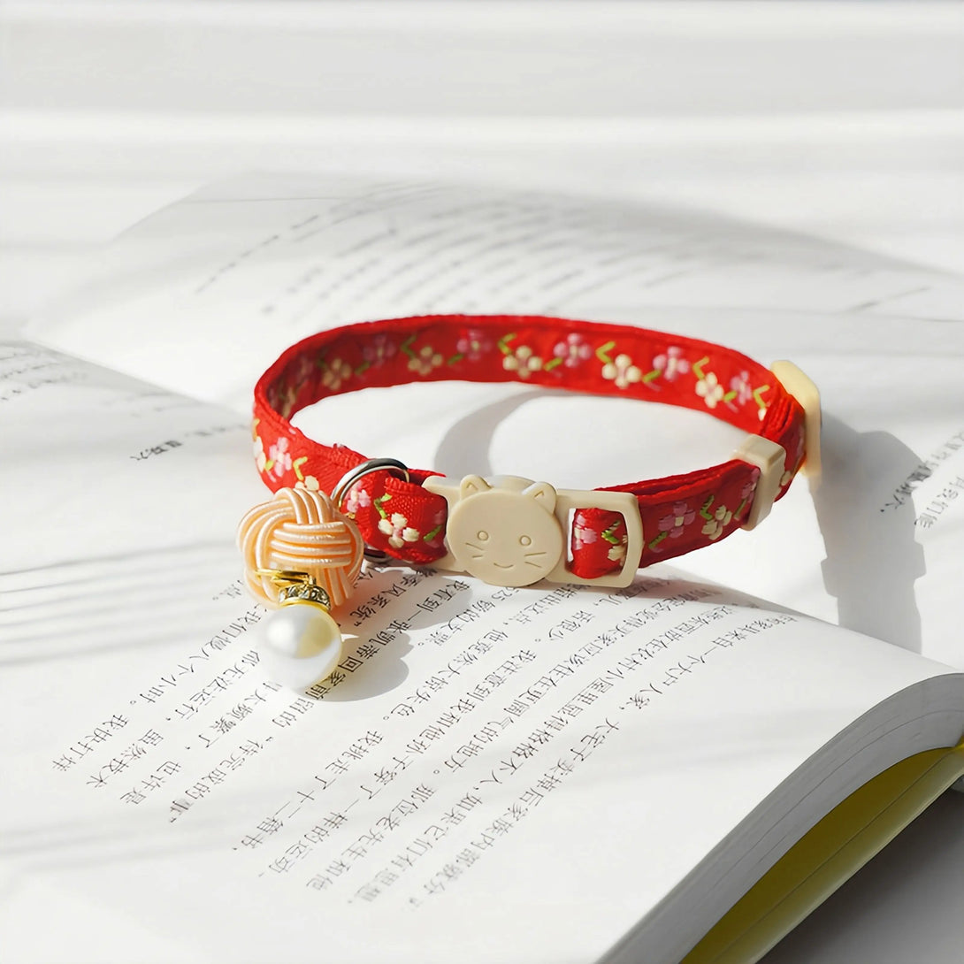 Paw Journeys Broken Flower Chinese Knot Cat Collar Red