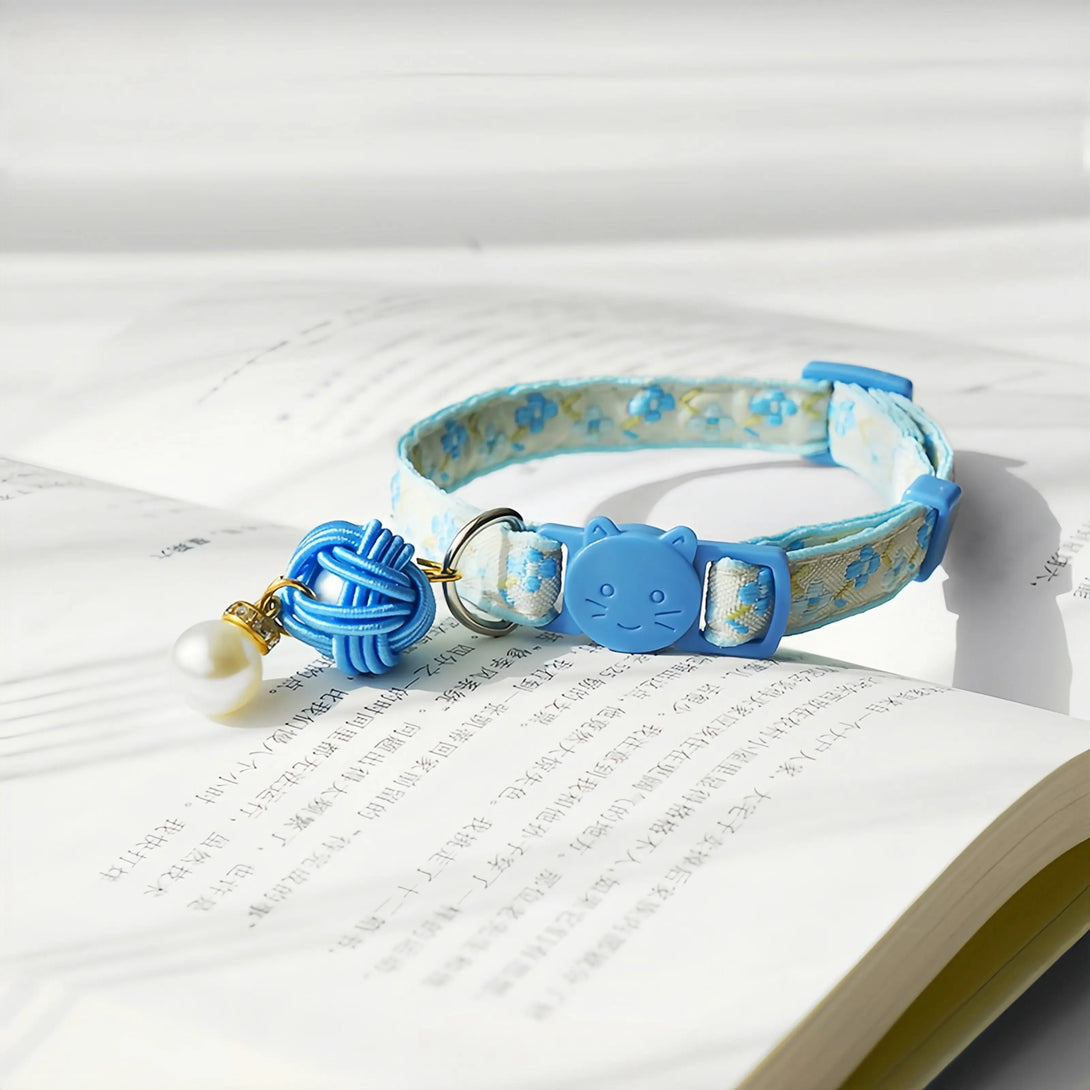 Paw Journeys Broken Flower Chinese Knot Cat Collar Light Blue