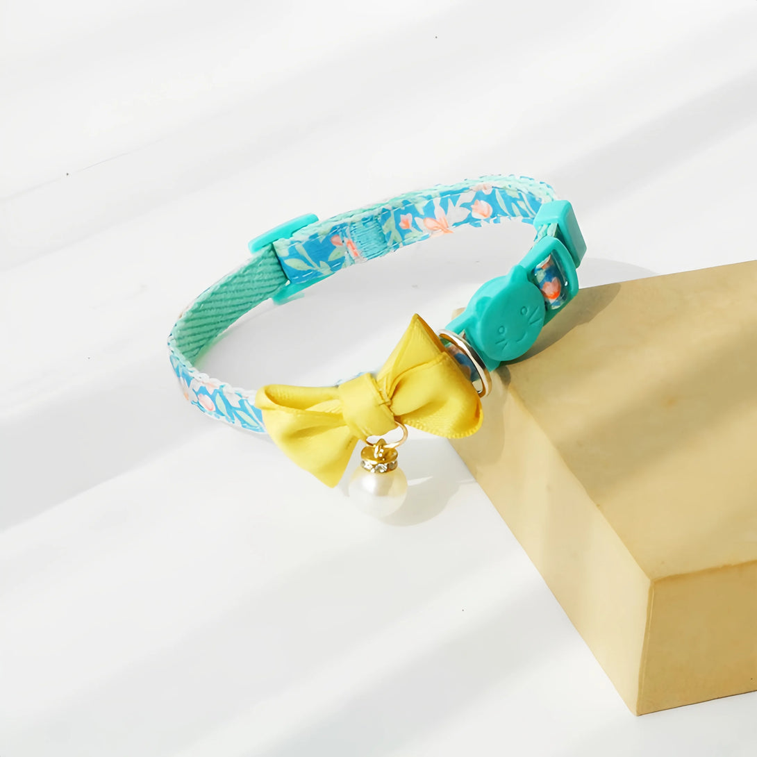 Paw Journeys Vintage Bow Tie Cat Collar Green